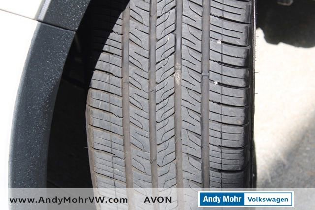 Used 2024 Subaru Ascent Limited AWD/4WD image 16
