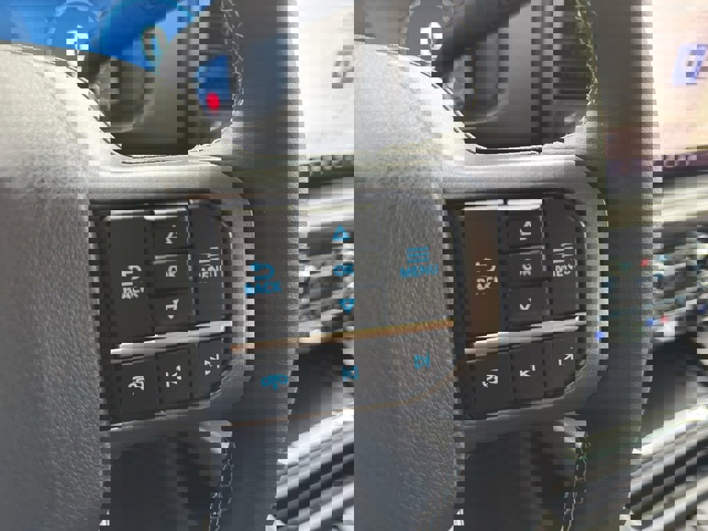 New 2026 Ford F350 Lariat w/ Black Appearance Package image 20