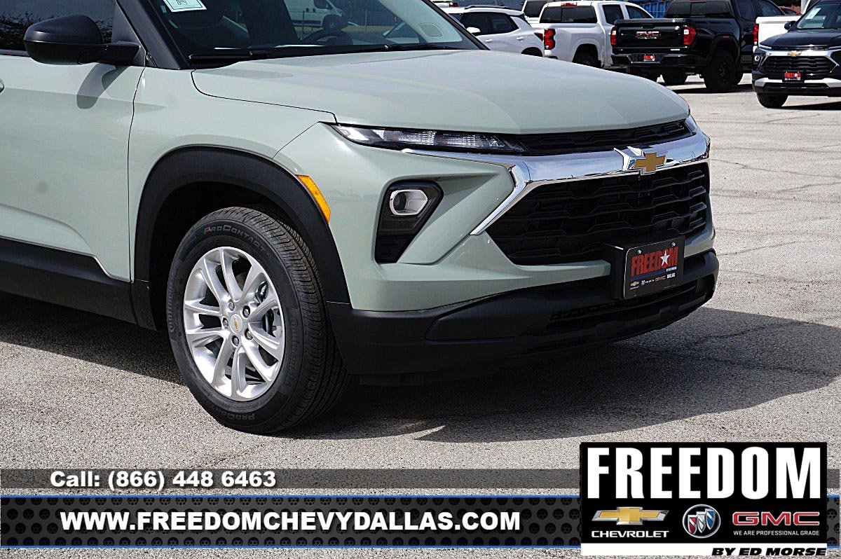 New 2026 Chevrolet TrailBlazer LS w/ LS Convenience Package FWD image 38
