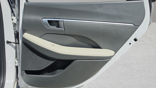 Used 2025 Hyundai Sonata SEL FWD image 30