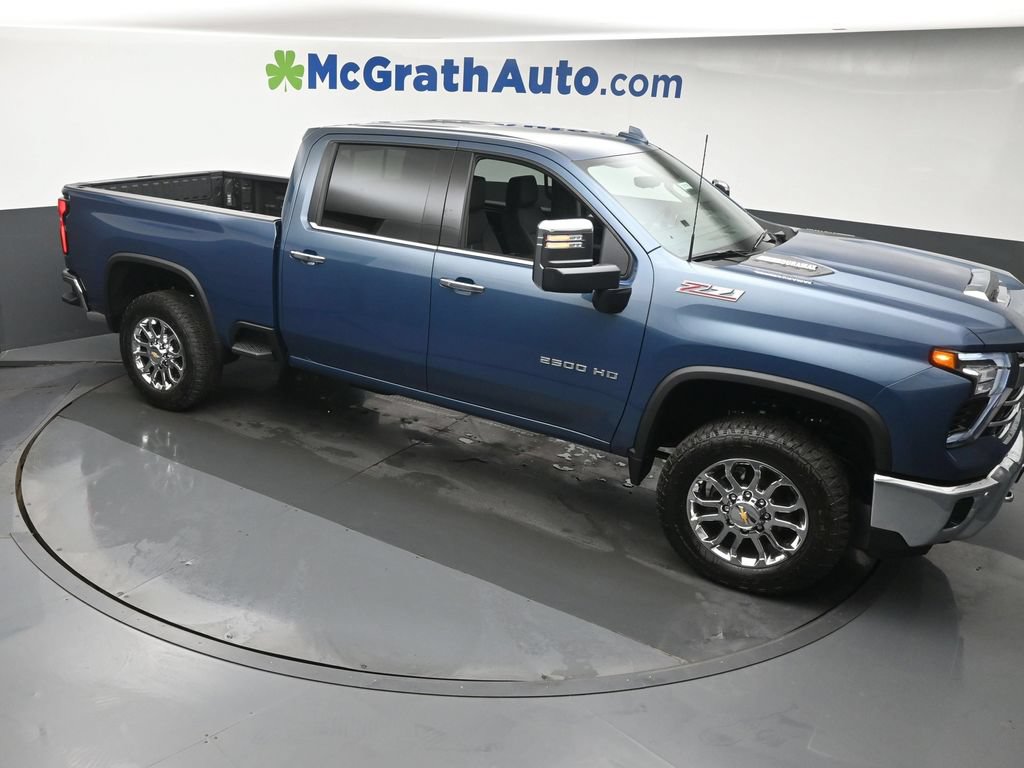 New 2026 Chevrolet Silverado 2500 LTZ w/ LTZ Plus Package AWD/4WD image 3