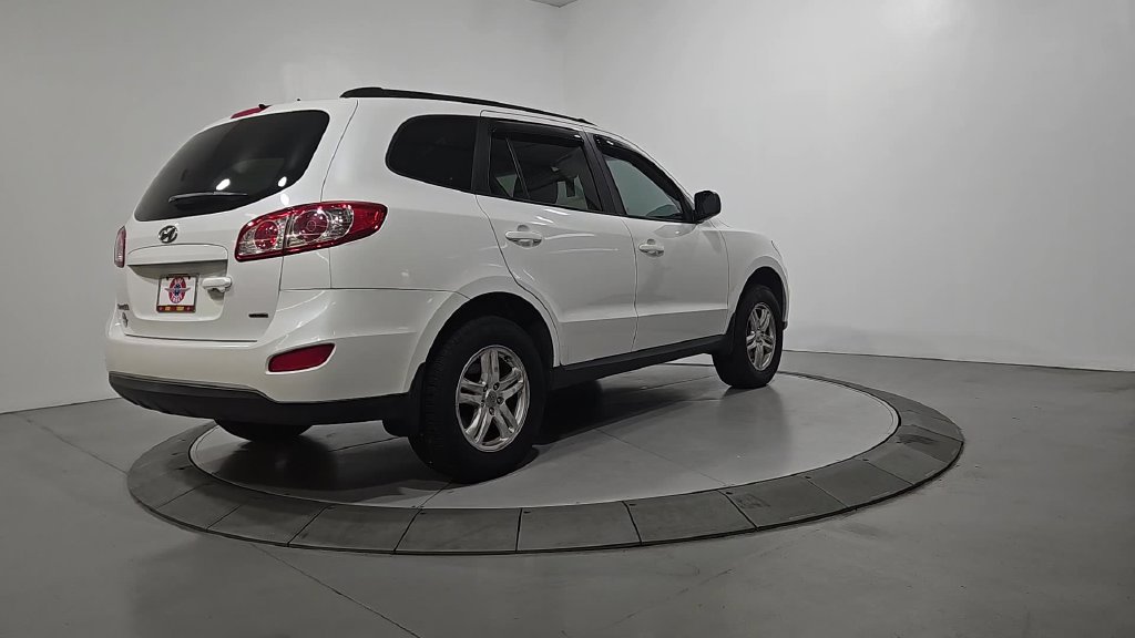 Used 2012 Hyundai Santa Fe GLS AWD/4WD image 4
