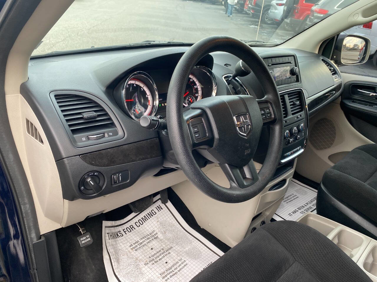 Used 2015 Dodge Grand Caravan SE w/ Quick Order Package 29E SE FWD image 10