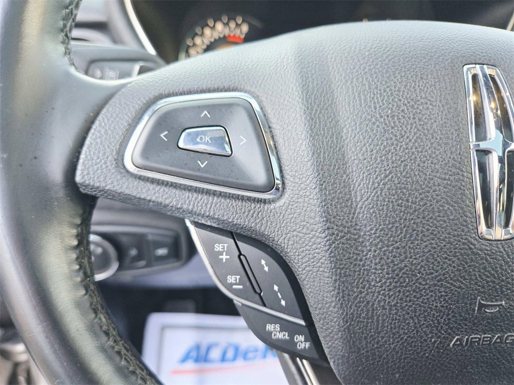 Used 2017 Lincoln MKC Reserve image 20
