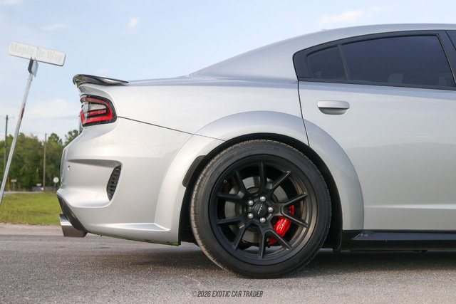 Used 2021 Dodge Charger SRT Hellcat RWD image 10