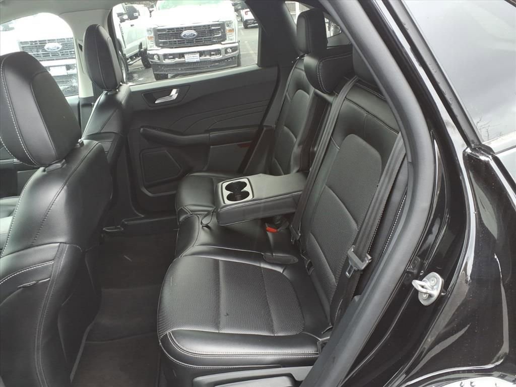 Certified 2022 Ford Escape SEL image 28