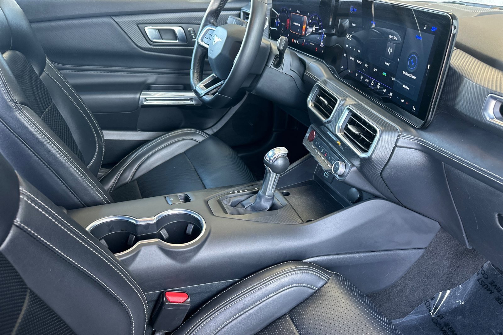 Used 2025 Ford Mustang Premium image 14