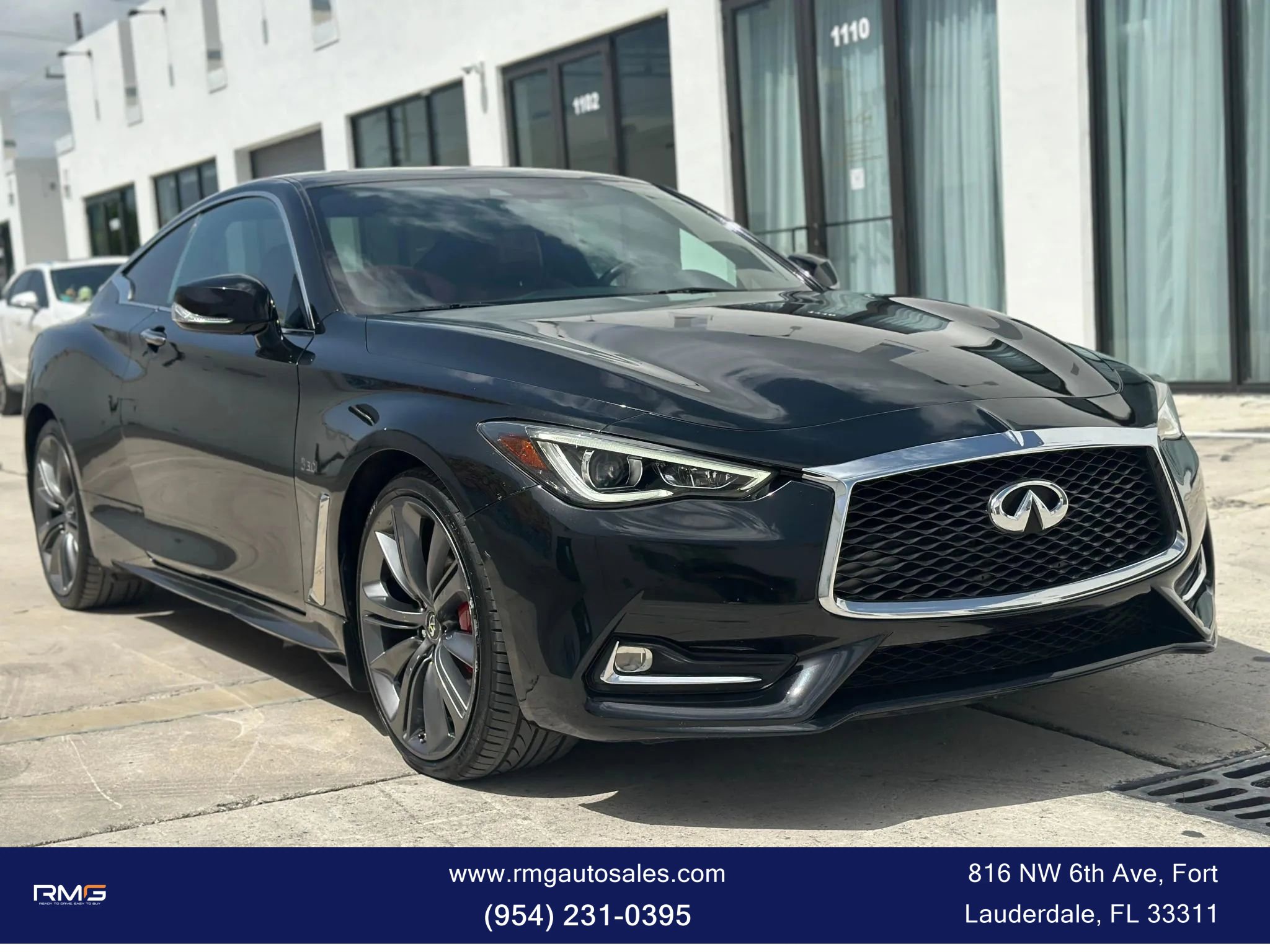 Used 2019 INFINITI Q60 Red Sport 400 w/ Cargo Package AWD/4WD image 3