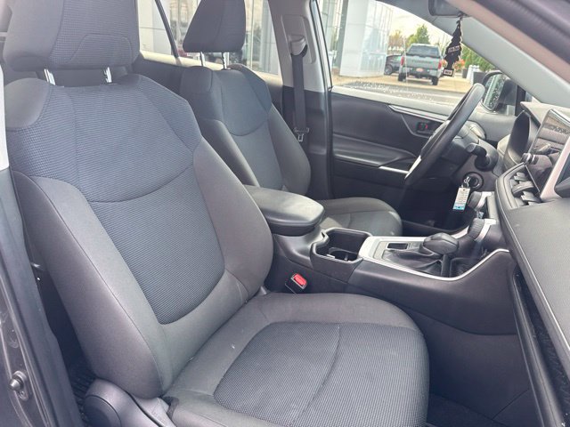 Used 2023 Toyota RAV4 LE AWD/4WD image 21