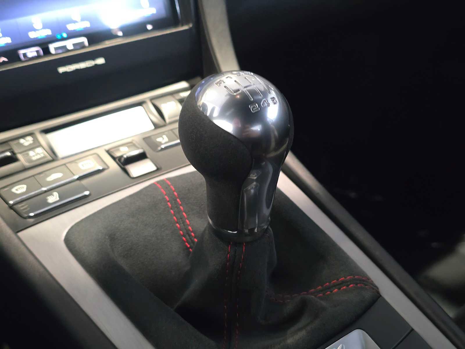 Used 2016 Porsche Cayman GT4 RWD image 29
