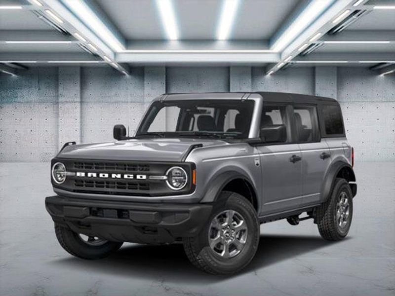 New 2025 Ford Bronco Big Bend w/ Black Diamond Package
