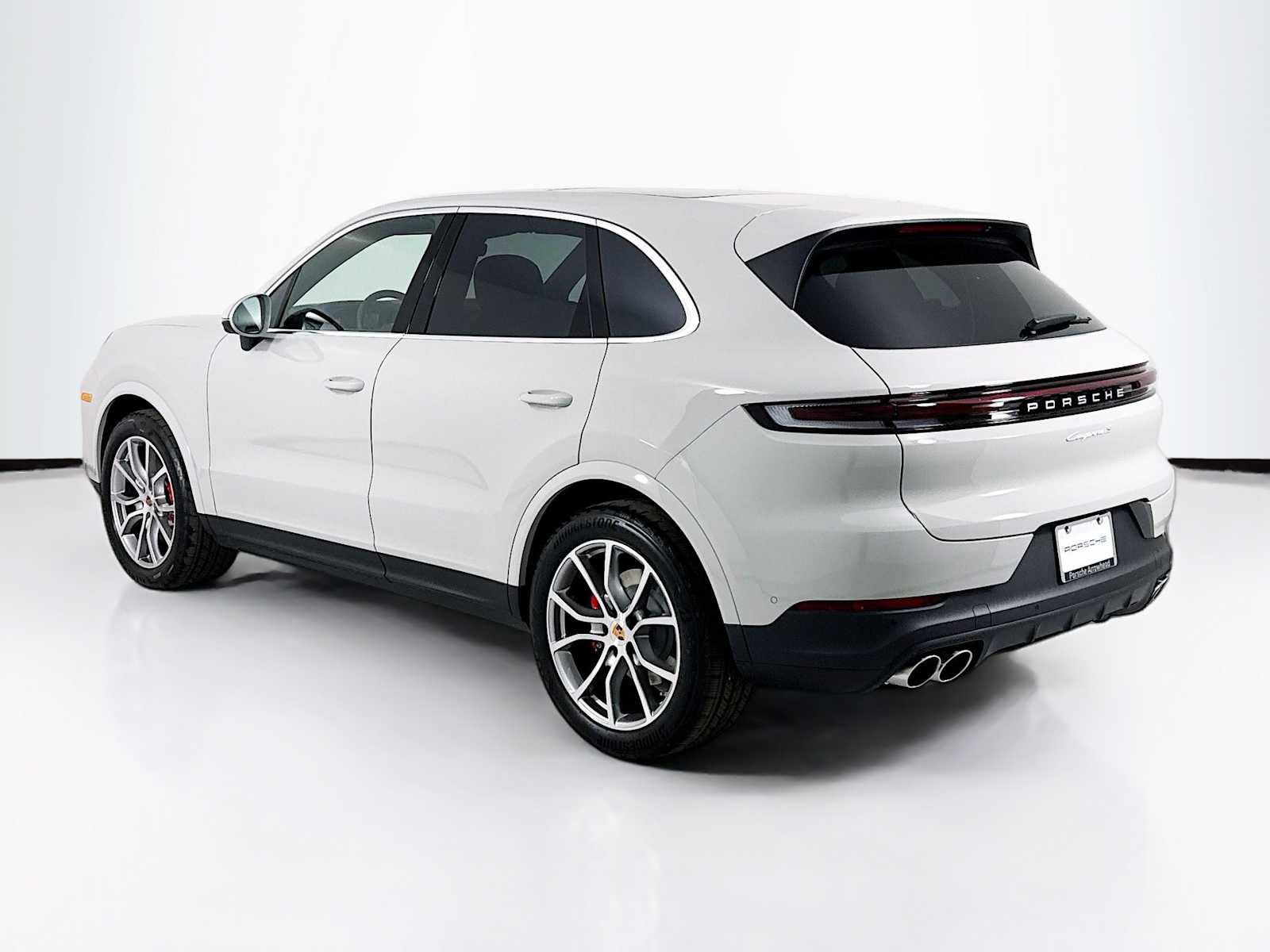New 2026 Porsche Cayenne S image 3
