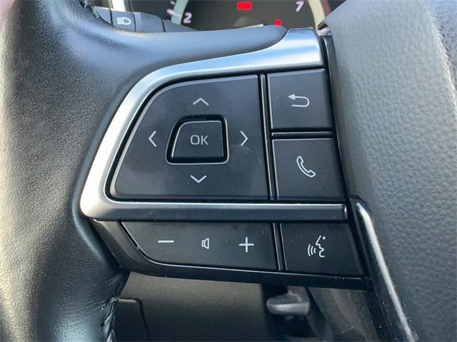 Used 2021 Toyota Highlander XLE image 25