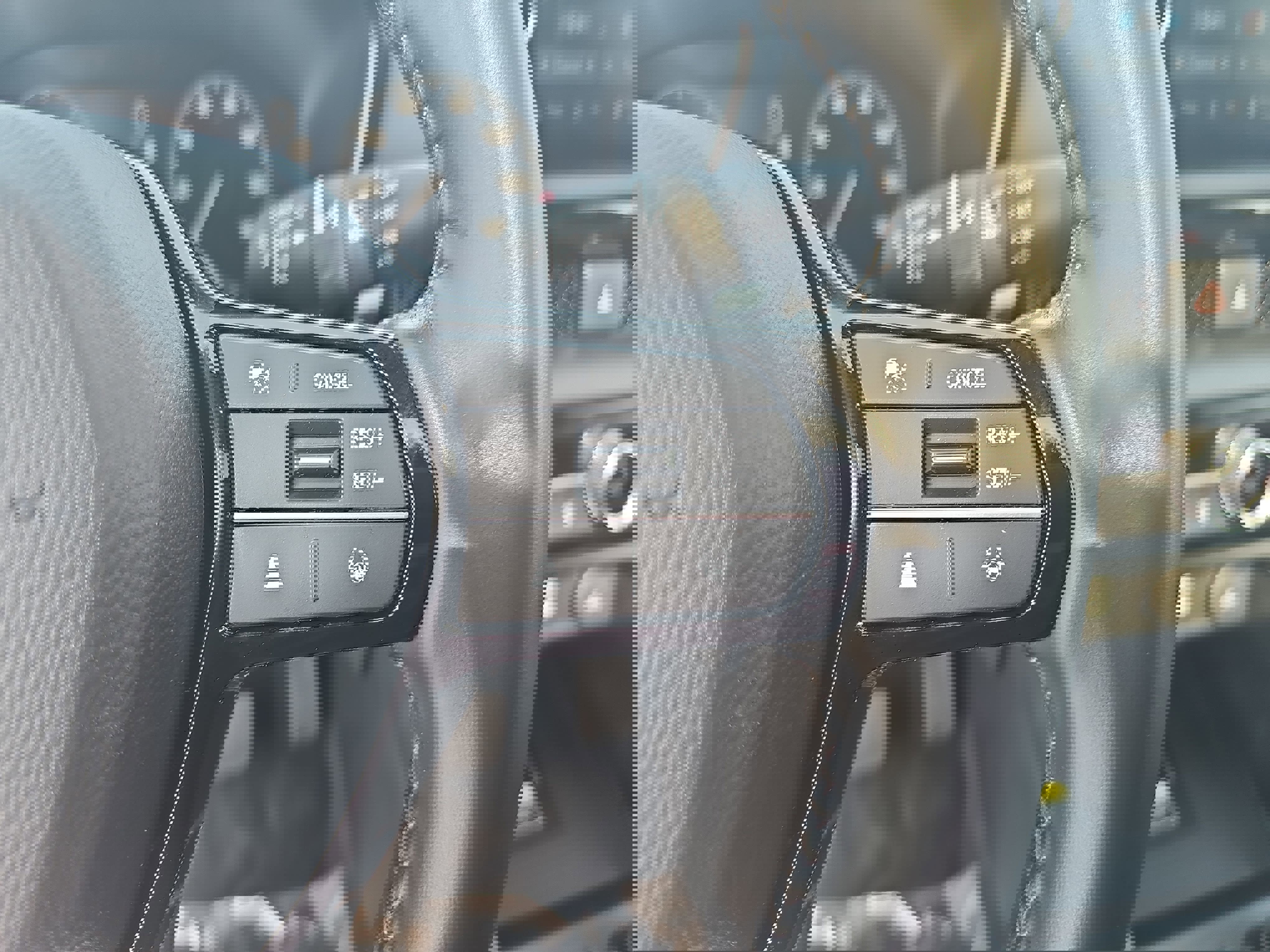 Used 2025 Honda CR-V EX-L image 18