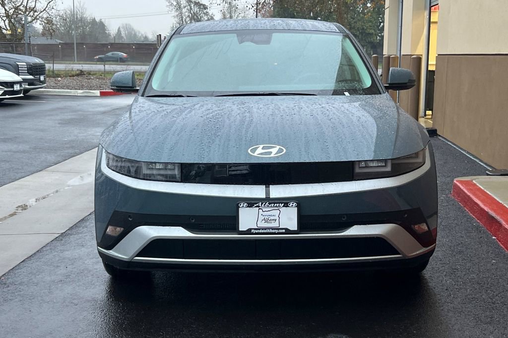 New 2026 Hyundai Ioniq 5 SE image 3