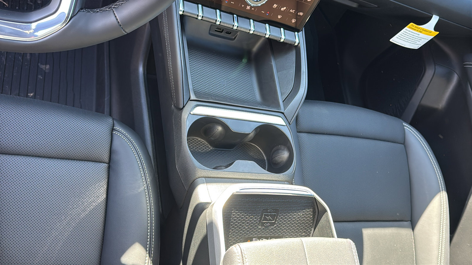 New 2026 GMC Terrain Elevation w/ Elevation Premium Package image 17