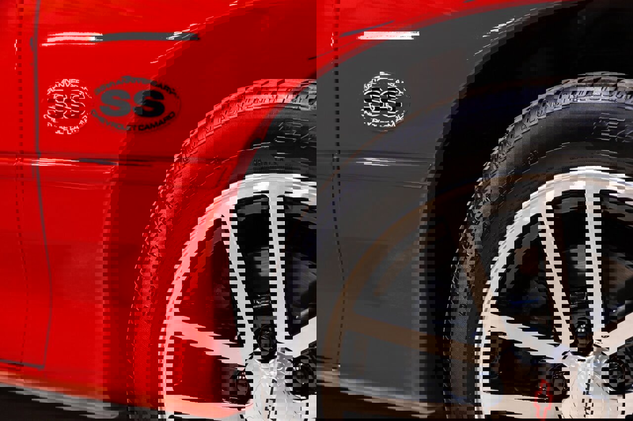 Used 2002 Chevrolet Camaro Z28 w/ SS Performance/Appearance Pkg image 9