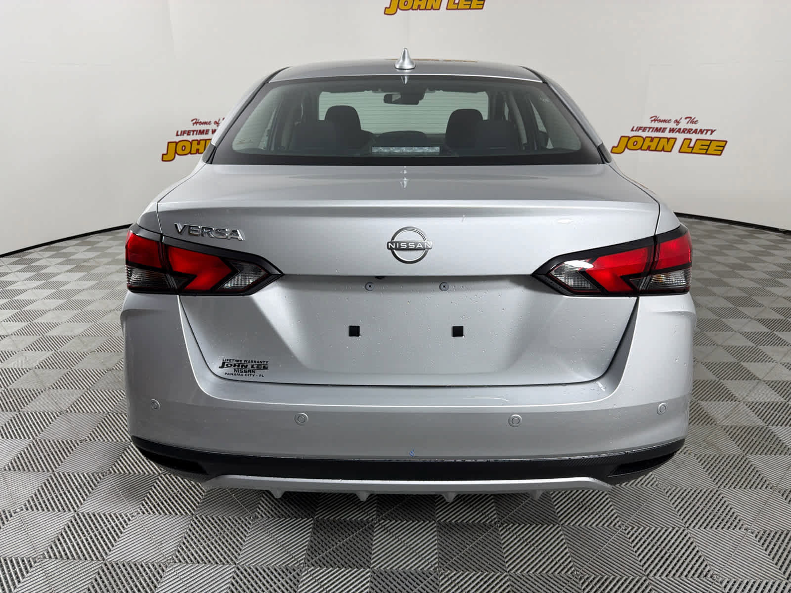 New 2025 Nissan Versa SV w/ Trunk Package image 4