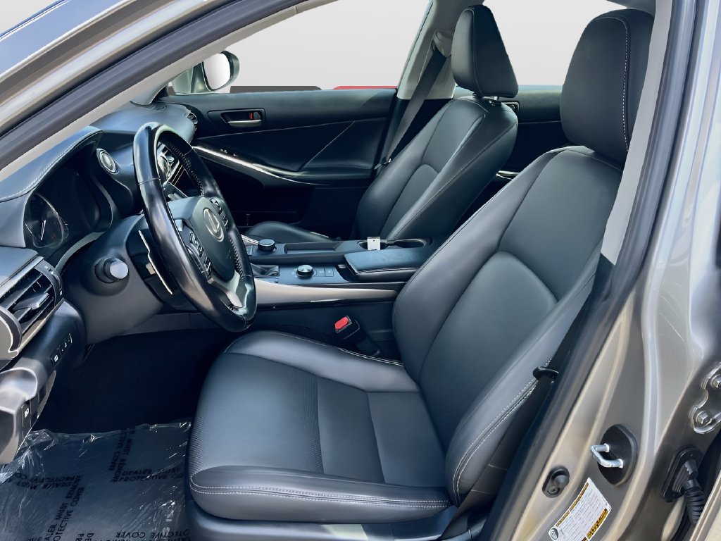 Used 2020 Lexus IS 300 w/ Accessory Package RWD image 20