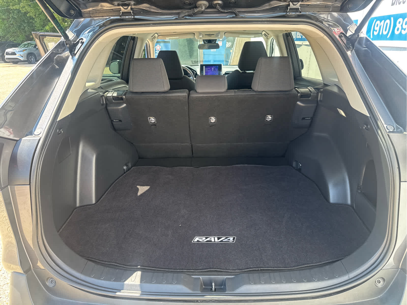 Used 2023 Toyota RAV4 LE FWD image 35