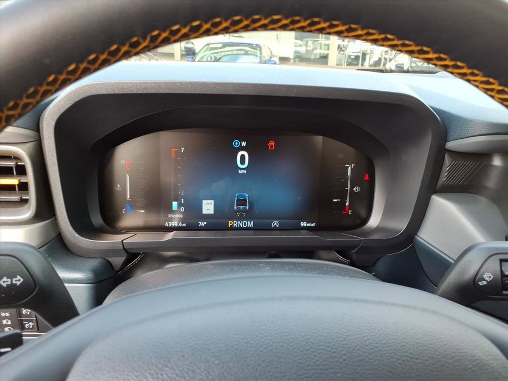 Used 2025 Ford Maverick Tremor image 17