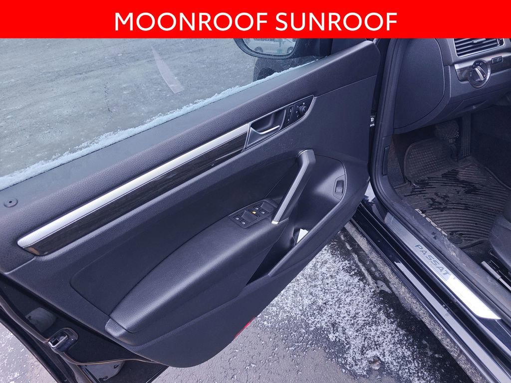 Used 2018 Volkswagen Passat 2.0T SE image 5