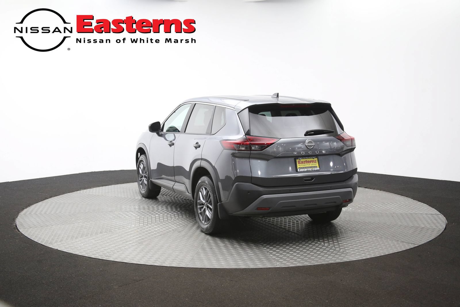Used 2023 Nissan Rogue S AWD/4WD image 33