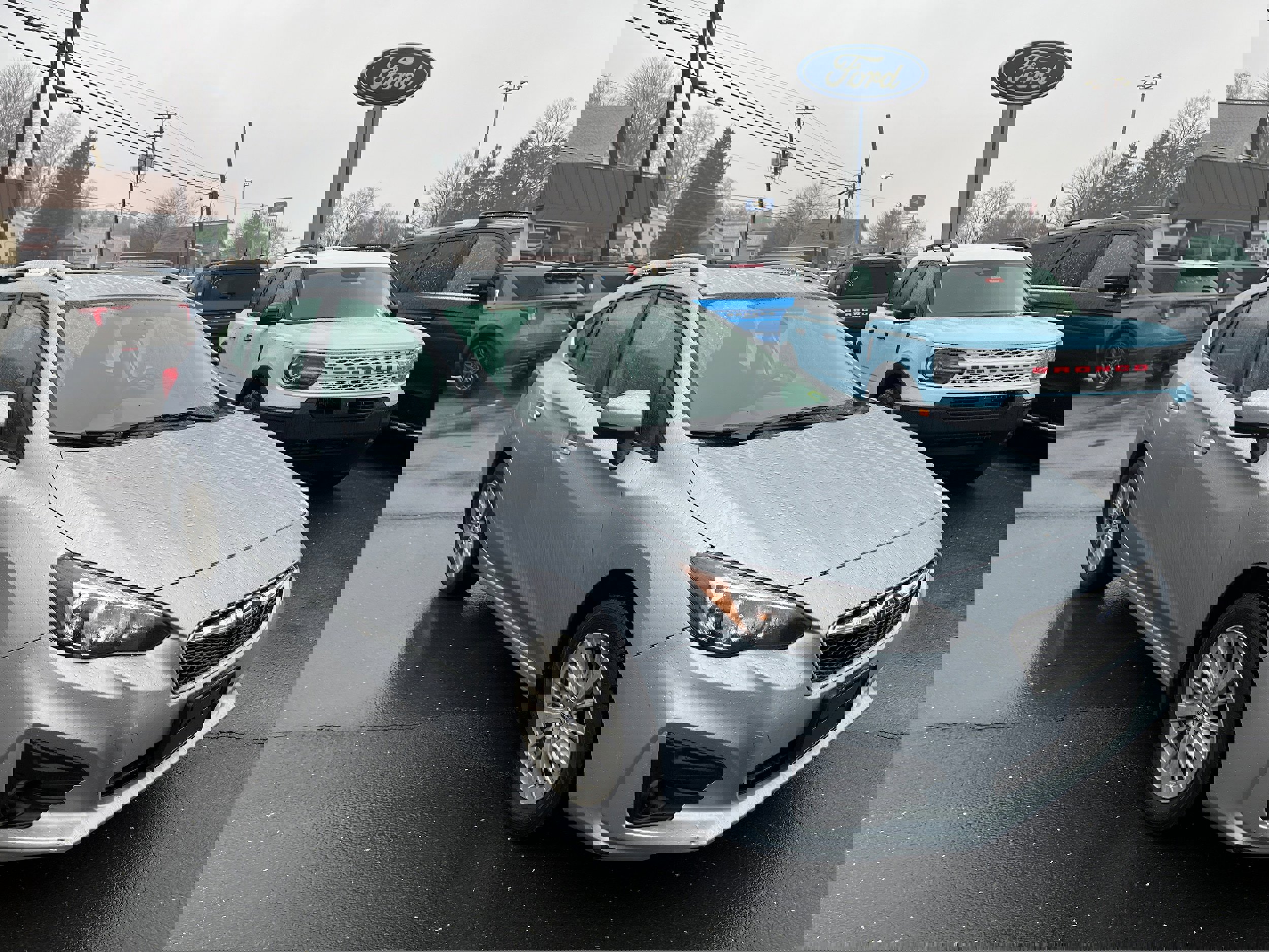 Used 2018 Subaru Impreza 2.0i Premium image 3