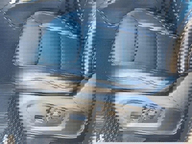 Used 2021 Ford Explorer Limited w/ Equipment Group 301A image 27