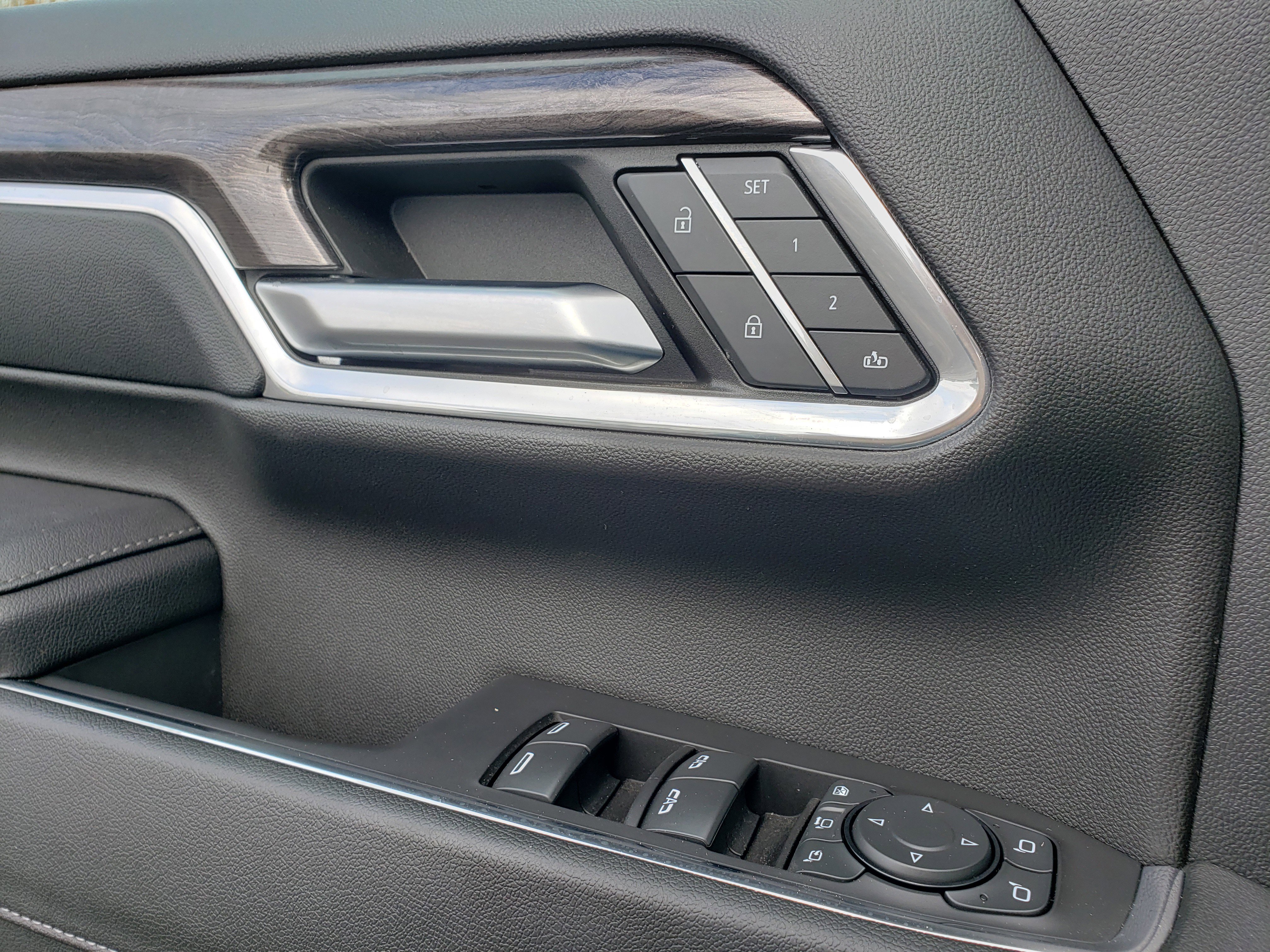 Used 2024 Chevrolet Silverado 3500 LTZ w/ LTZ Plus Package image 14