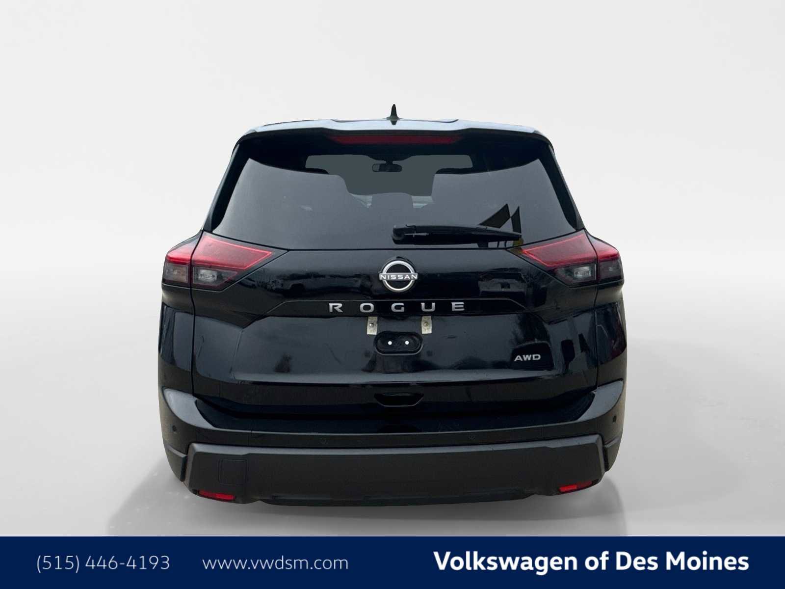 Used 2025 Nissan Rogue SV image 5