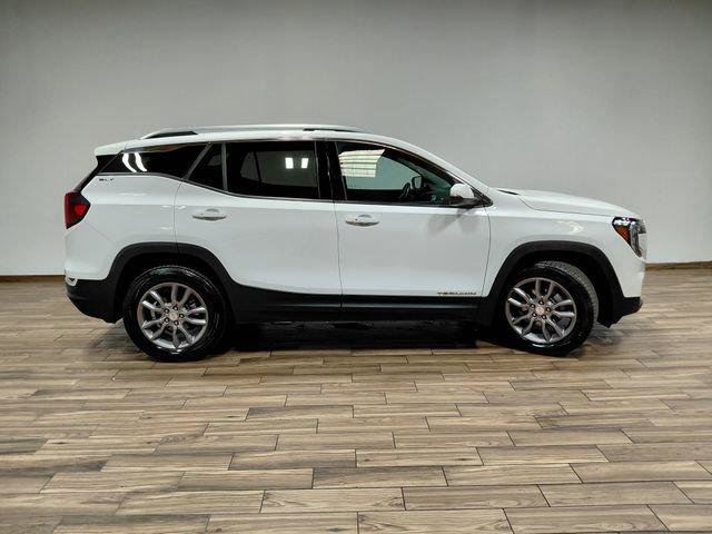 Certified 2024 GMC Terrain SLT AWD/4WD image 18