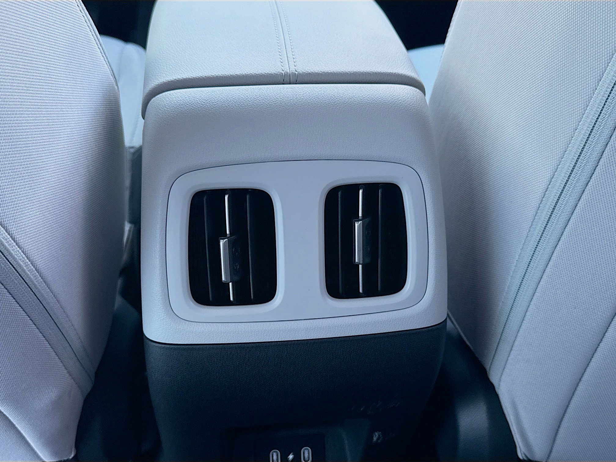 New 2026 Hyundai Tucson SEL FWD image 17