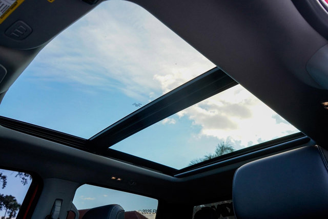 Used 2023 Ford F450 Lariat w/ FX4 Off-Road Package image 43