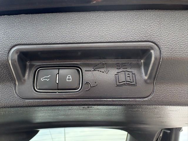 Used 2025 Ford Explorer ST image 35