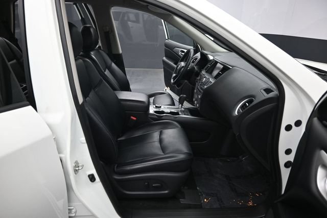 Used 2019 Nissan Pathfinder SL AWD/4WD image 35
