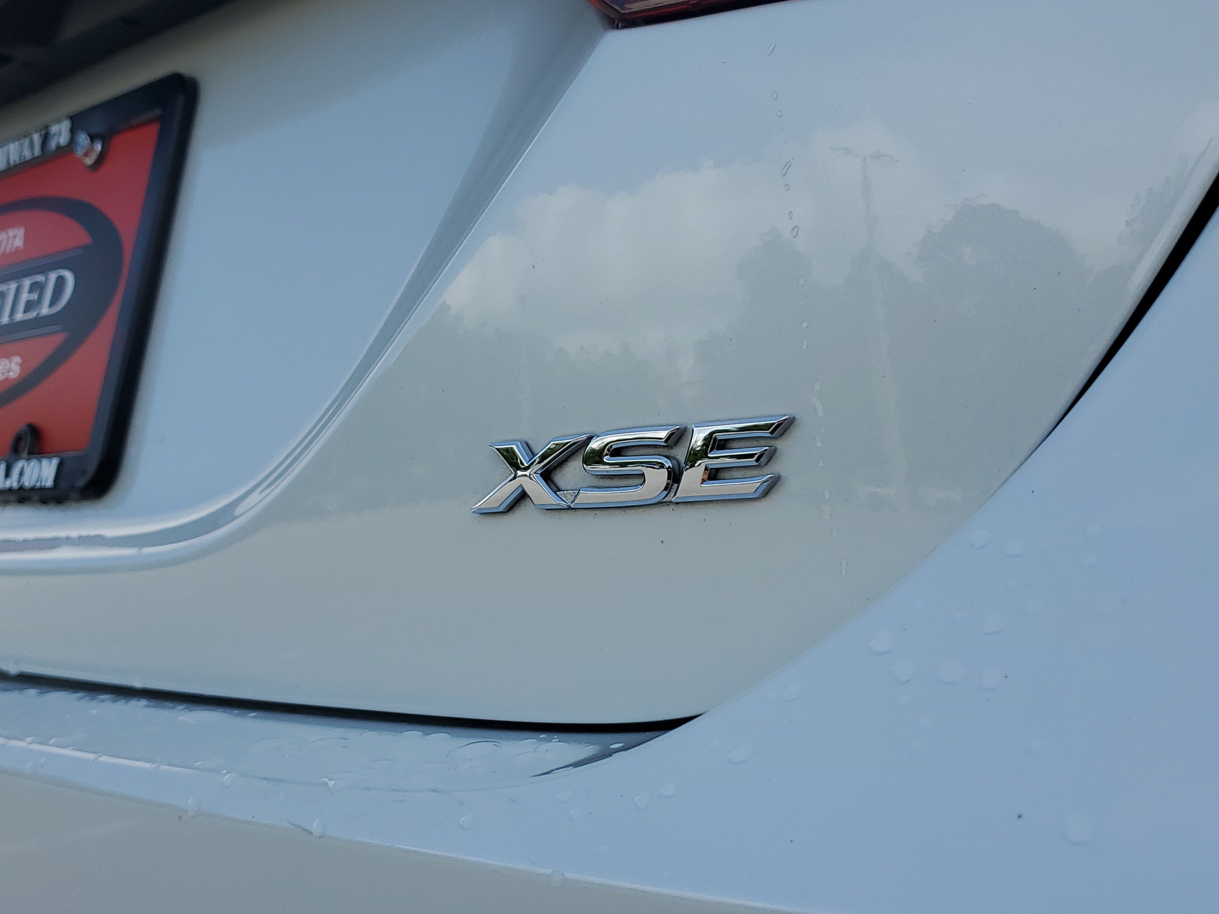 Used 2024 Toyota Camry XSE FWD image 7