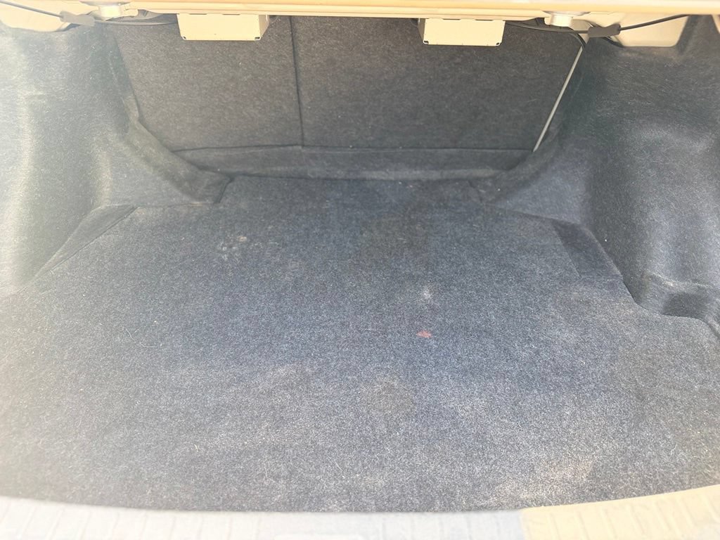 Used 2011 Toyota Corolla LE FWD image 25