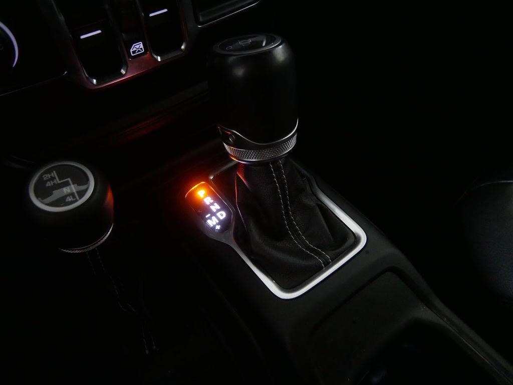Used 2021 Jeep Wrangler Unlimited Sahara w/ Uconnect 4C Nav & Sound Group image 31