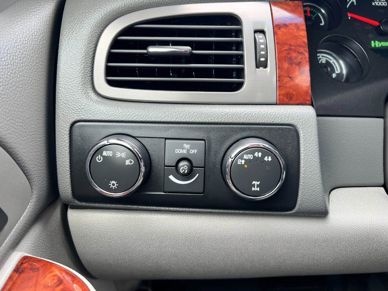 Used 2012 Chevrolet Tahoe 4WD Hybrid image 15