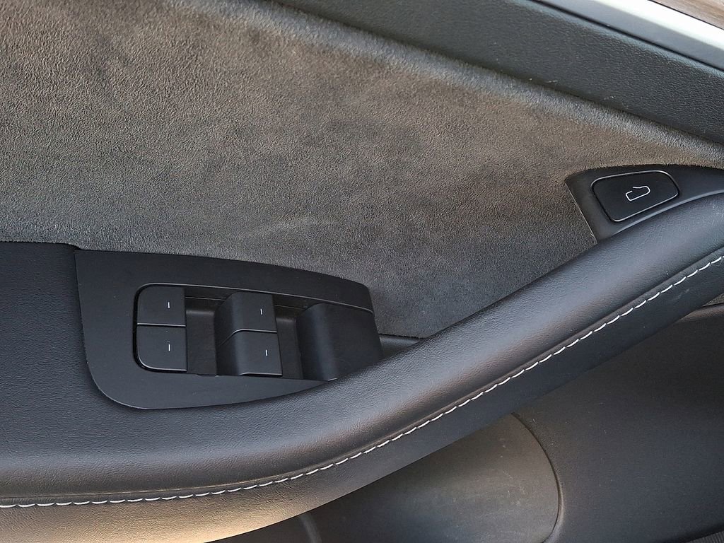 Used 2022 Tesla Model 3 Performance image 21