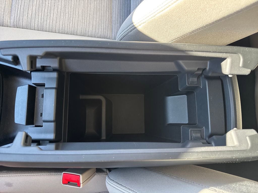 Used 2023 Nissan Rogue SV image 27