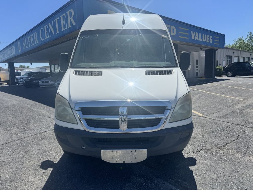 Used 2007 Dodge Sprinter 2500 image 3