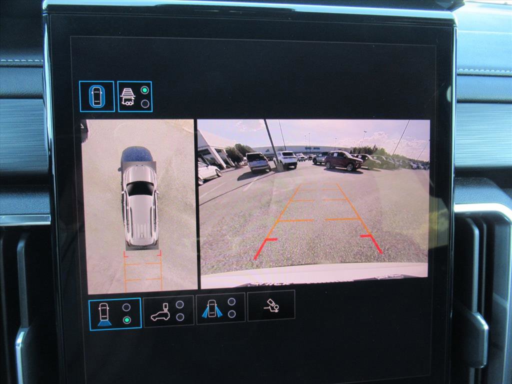 Used 2025 GMC Acadia Elevation FWD image 26