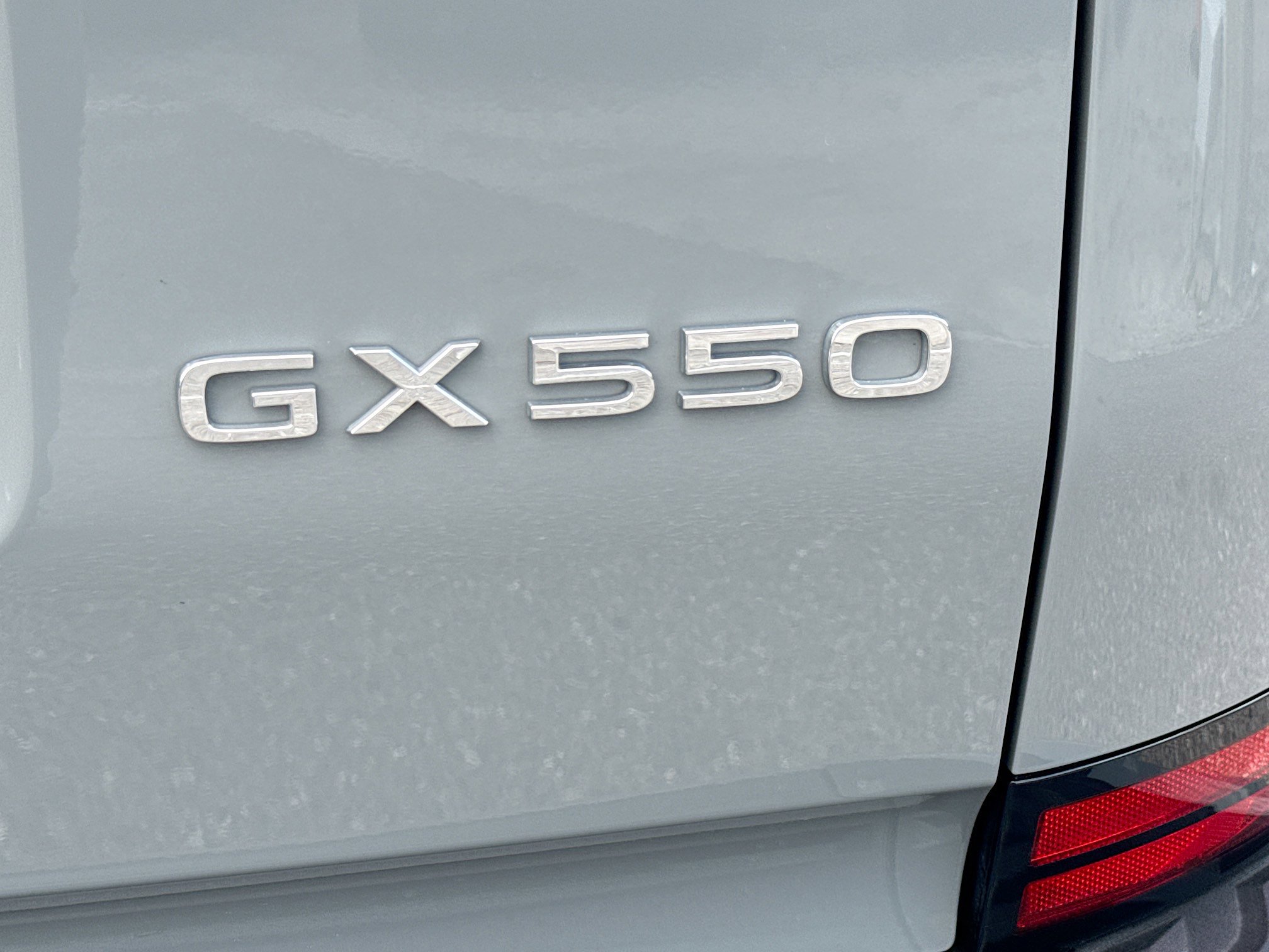 Used 2024 Lexus GX 550 w/ Accessory Package (Z1) image 12