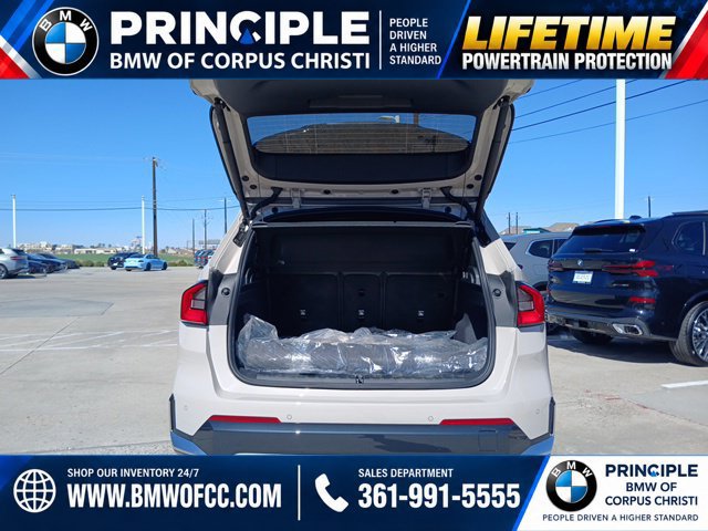 New 2026 BMW X1 xDrive28i w/ Technology Package AWD/4WD image 10