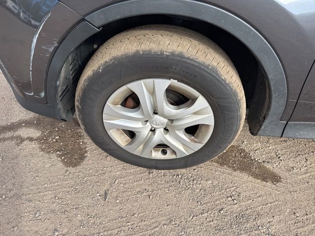 Used 2013 Toyota RAV4 LE image 11