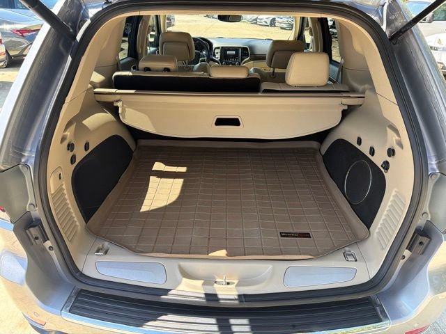 Used 2017 Jeep Grand Cherokee Limited w/ Luxury Group II RWD image 22