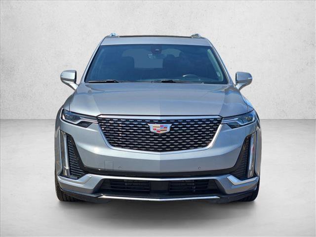 Used 2024 Cadillac XT6 Premium Luxury w/ Technology Package FWD image 3