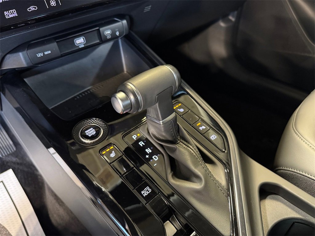 Certified 2023 Kia Niro EX image 21